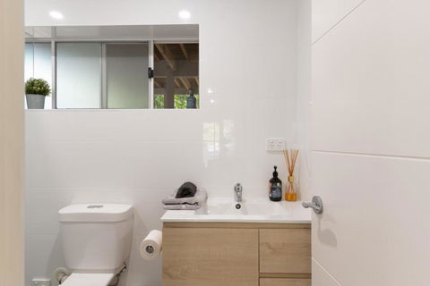 Hills Hideaway - Kalgoorlie Accommodation 2