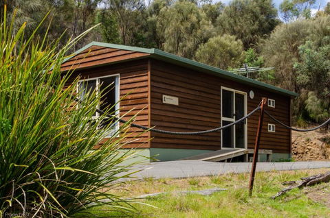 Hobart Bush Cabins - Kalgoorlie Accommodation 0