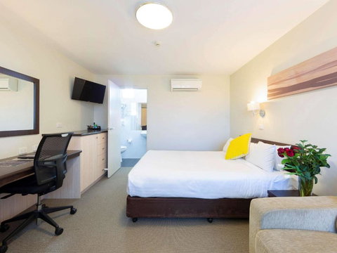 Ibis Styles Canberra Tall Trees - Kalgoorlie Accommodation 0