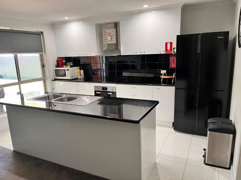 House On Stephenson - Kalgoorlie Accommodation 0