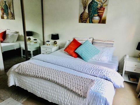 Hotel Style Monterey Guest Studio Near Hospitals, Beach And Airport - Kalgoorlie Accommodation 3