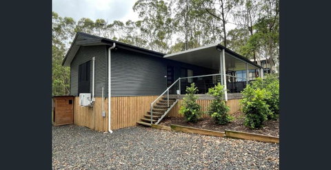 Island Haven Wood - Kalgoorlie Accommodation 0