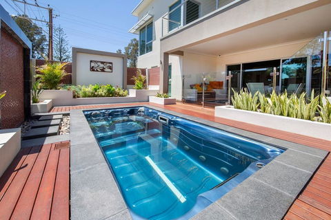 Adelphi Waterfront 2 Bedroom Ground Floor Home - Kalgoorlie Accommodation 1