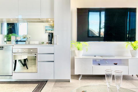 AdriaticBlu Luxe 2 Bed Apartment With Stunning Ocean Views - Kalgoorlie Accommodation 2