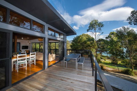 Adventure Bay Beach House - Kalgoorlie Accommodation 0