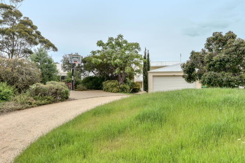 Aegina - Kalgoorlie Accommodation 3