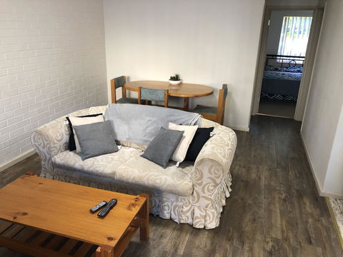 Affordable Comfortable Inglewood Apartment+Pool - Kalgoorlie Accommodation 2