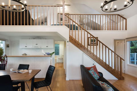Aggies Way Daylesford - Kalgoorlie Accommodation 0