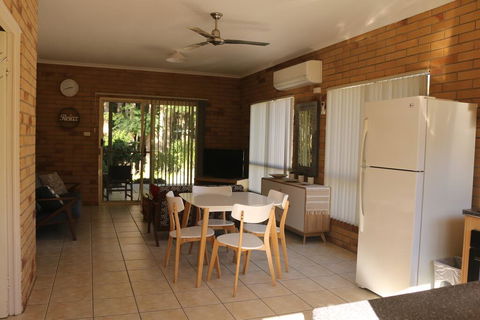 Agnes Palms Accommodation - Kalgoorlie Accommodation 2