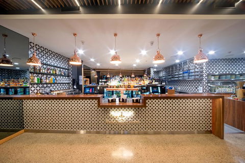 Airlie Beach Hotel - Kalgoorlie Accommodation 2