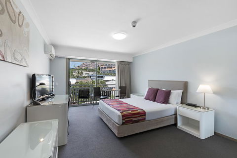 Airlie Beach Hotel - Kalgoorlie Accommodation 3
