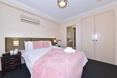 Alderney - Kalgoorlie Accommodation 0
