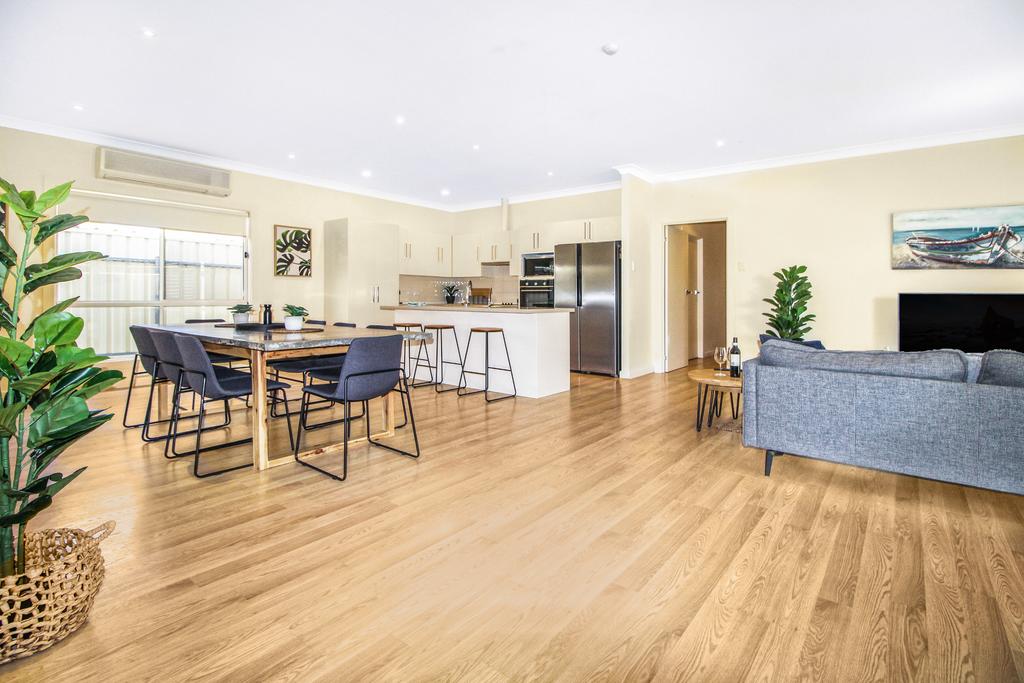 Aldinga SA Kalgoorlie Accommodation