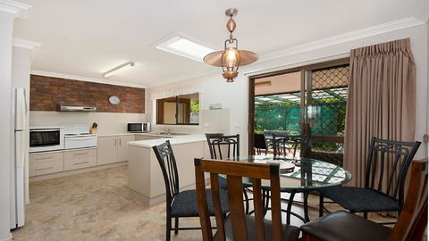 Alexander Palms - Kalgoorlie Accommodation 0