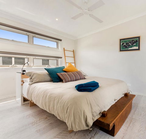 Alice's Palace, 2-minute Walk To Lifeguard Patrolled Surf Beach - Kalgoorlie Accommodation 0