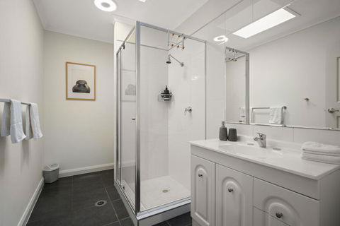 Alinga Longa 4 - Kalgoorlie Accommodation 2