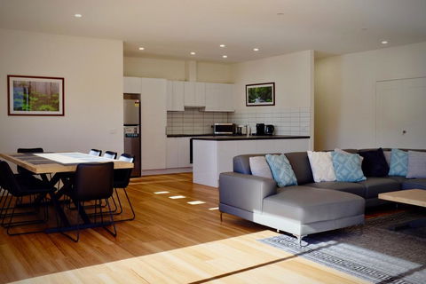 All Seasons Marysville - Kalgoorlie Accommodation 0