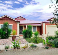 All Seasons Port Elliot Holiday House - Kalgoorlie Accommodation