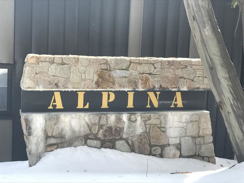 Alpina - Kalgoorlie Accommodation 0