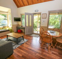 Alpine Arnica Cottage 2 - Kalgoorlie Accommodation