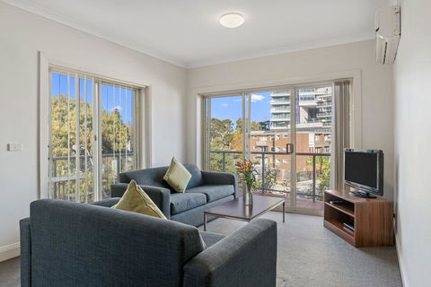 Amazing Accommodations: St Kilda - Kalgoorlie Accommodation 0