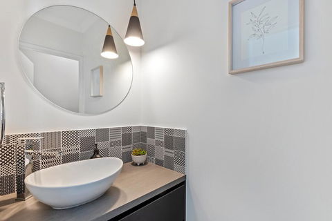 Amber House - Kalgoorlie Accommodation 1