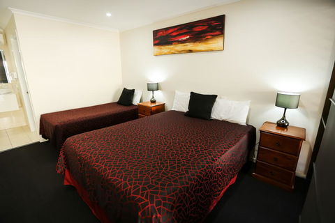 Amber Lodge Motel - Kalgoorlie Accommodation 0