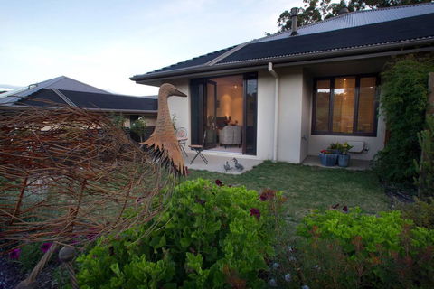 Anderida - Kalgoorlie Accommodation 0