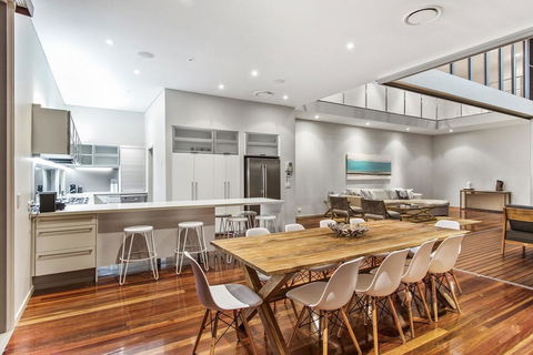 Angourie Beach House @ Corporate Boardies - Kalgoorlie Accommodation 3