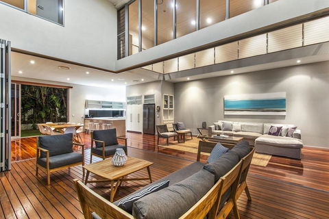 Angourie Beach House @ Corporate Boardies - Kalgoorlie Accommodation 2