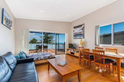 Angourie Blue Unit 2 - Kalgoorlie Accommodation 3