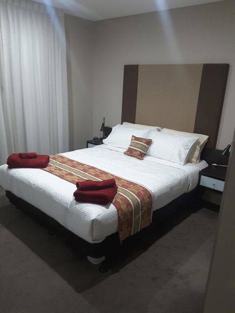 APARTMENT@96 - Kalgoorlie Accommodation 3