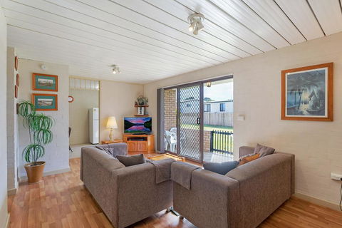 Apollo Unit 27 - Kalgoorlie Accommodation 0