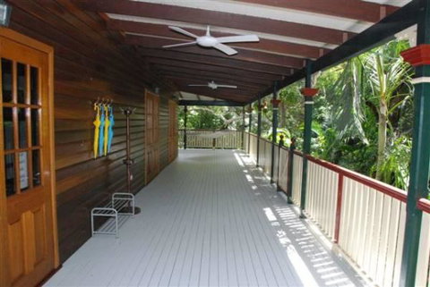 Appian Beach House - Kalgoorlie Accommodation 1