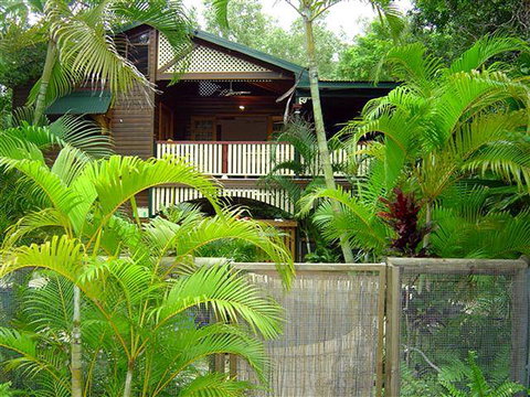 Appian Beach House - Kalgoorlie Accommodation 0