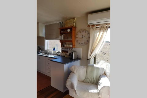 Appin Homestay Country Cabin - Kalgoorlie Accommodation 3