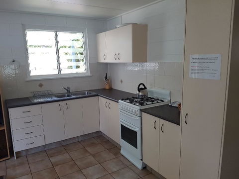 Apurla Island Retreat - Kalgoorlie Accommodation 2