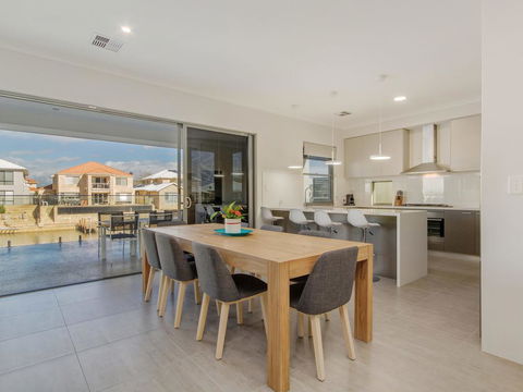 Aqua Vista - Kalgoorlie Accommodation 3