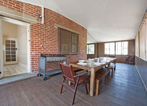 Arch On Mellool - Kalgoorlie Accommodation 2