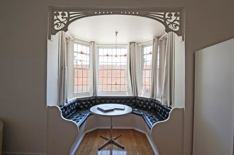 Arch On Mellool - Kalgoorlie Accommodation 0