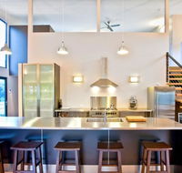 Architecturally designed beach house - Kalgoorlie Accommodation