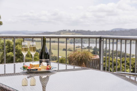 Armalong Winery Chalets - Kalgoorlie Accommodation 0
