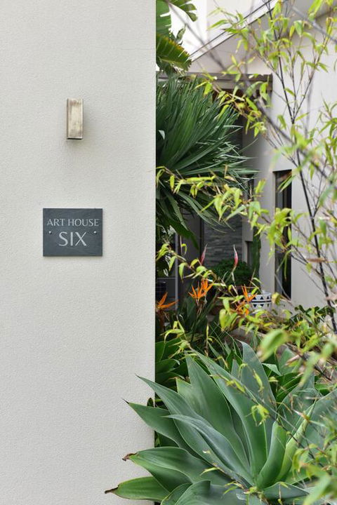 Arthouse Six - Kalgoorlie Accommodation 3