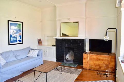 Artistic Apartment In Sunny Elwood Near St Kilda - Kalgoorlie Accommodation 0
