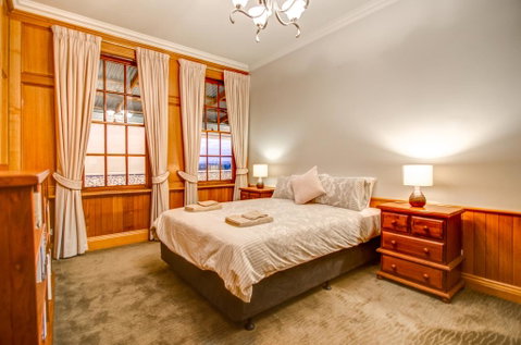 Ashcroft Apartment - Kalgoorlie Accommodation 1