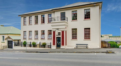 Ashcroft Apartment - Kalgoorlie Accommodation 0