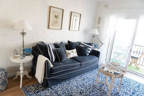 Luxurious Beach Front Apt With Ocean View Balcony - Kalgoorlie Accommodation 0