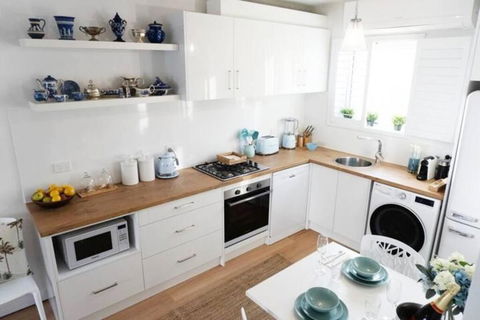 Luxurious Beach Front Apt With Ocean View Balcony - Kalgoorlie Accommodation 1