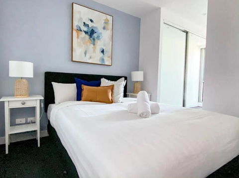 MA4004-1 BR, Lvl 40 Stylish Marco High Rise Home - Kalgoorlie Accommodation 1