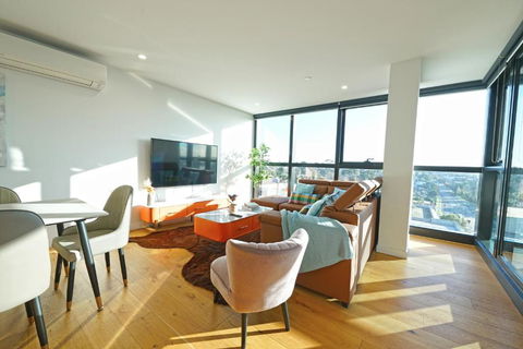 Luxury 3BRM Condo Pool Yoga Gym 2-Carport BoxHill - Kalgoorlie Accommodation 1